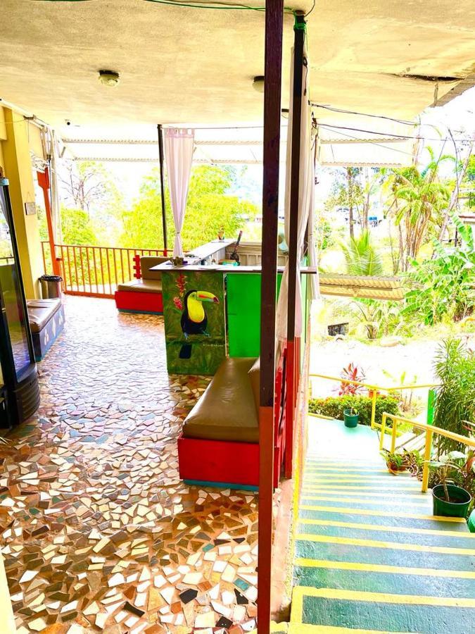 Hostel Nationalpark Manuel Antonio Exterior foto