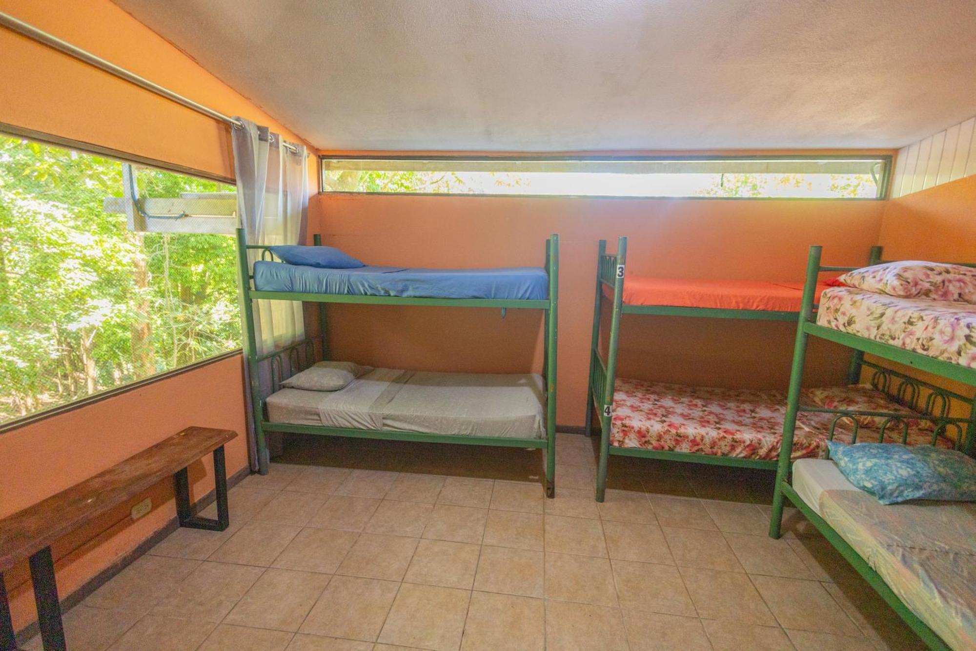 Hostel Nationalpark Manuel Antonio Exterior foto
