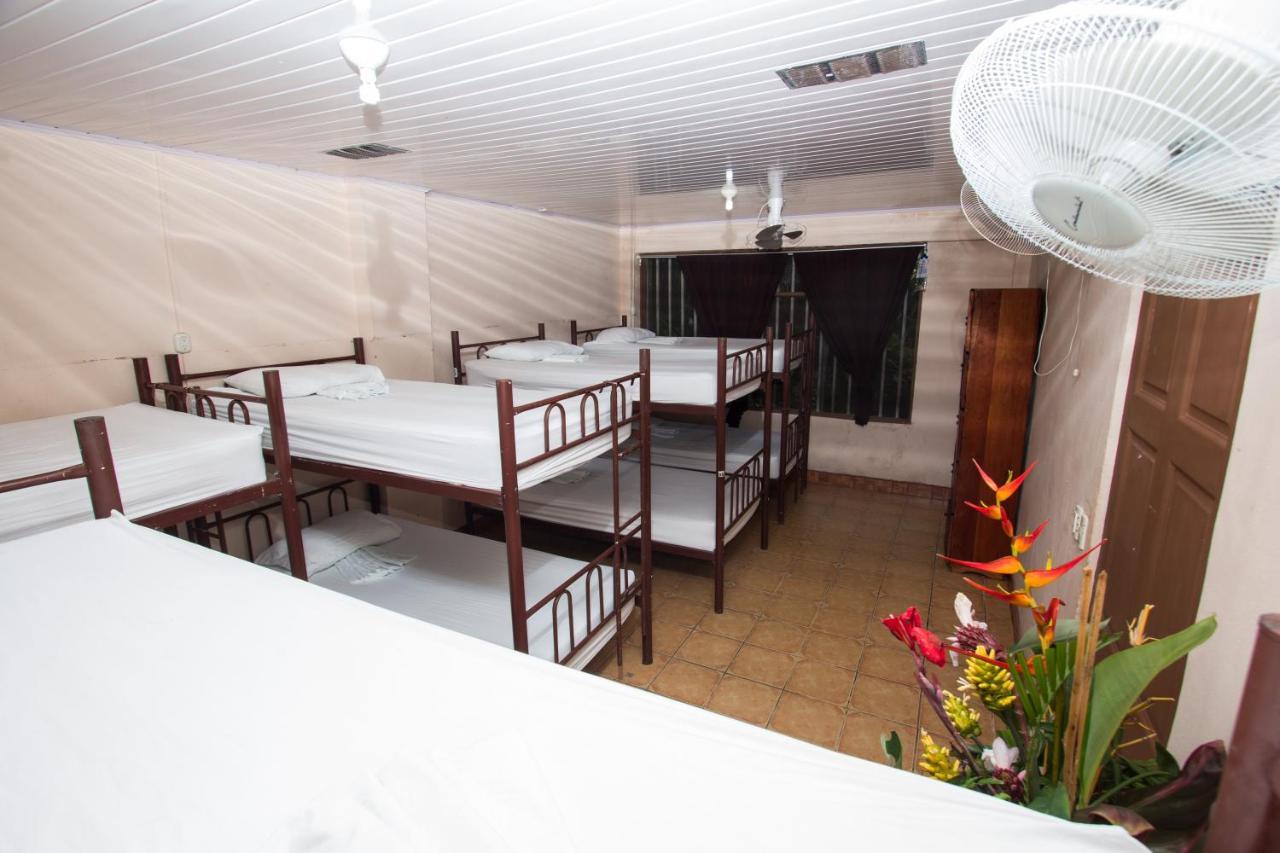 Hostel Nationalpark Manuel Antonio Zimmer foto